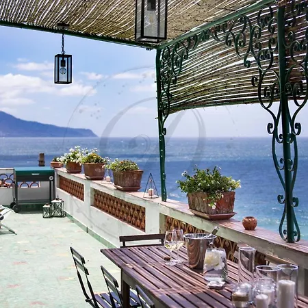 Capriccio Sorrento Coast - Capri View By The Sea