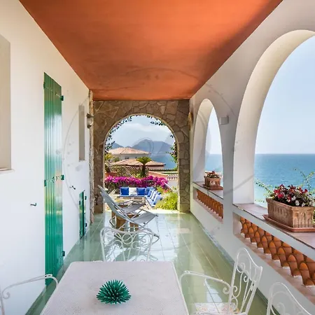 Capriccio Sorrento Coast - Capri View By The Sea Villa